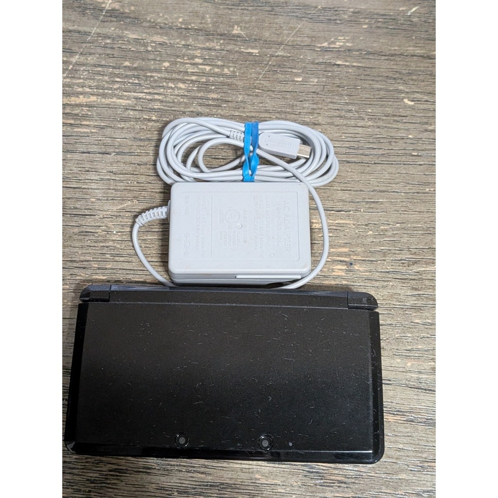 Nintendo 3DS Cosmo Black - Tested Working + New Charger Tested Working